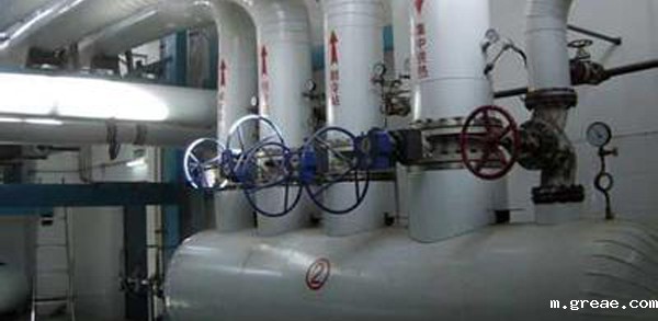蒸汽管道防冻需采用电伴热保温系统(图1) 蒸汽管道防冻需采用电伴热保温系统(图1)