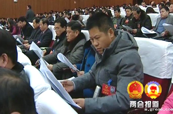 米兰app体育官方入口下载安装集团董事长李贻连参加天长市十五届人民代表大会第四次会议(图2)