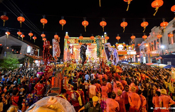 喜庆元宵佳节 米兰app体育官方入口下载安装集团电伴热带厂家祝您元宵节快乐(图1)