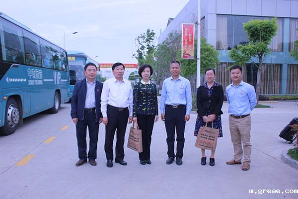 市委领导莅临米兰app体育官方入口下载安装电气股份指导非公党建工作(图1)