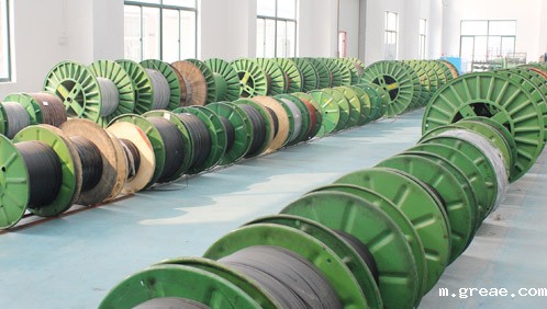 电伴热与蒸汽伴热相比有哪些优势？(图1)