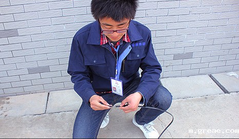 电伴热带怎么接线