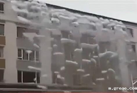 未安装电伴热带的屋顶