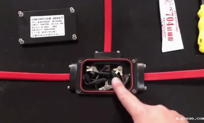 电伴热带接线盒安装