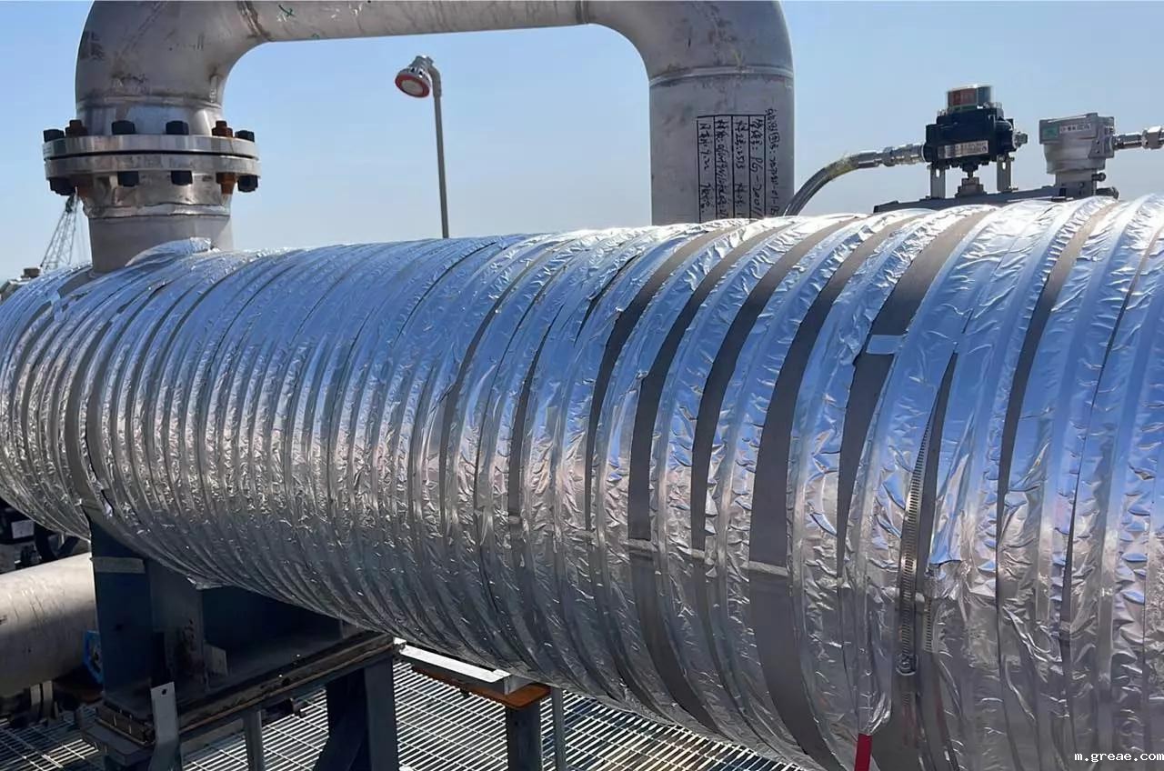 电伴热带管道安装