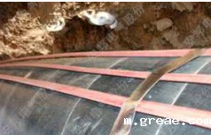 电伴热带管道安装