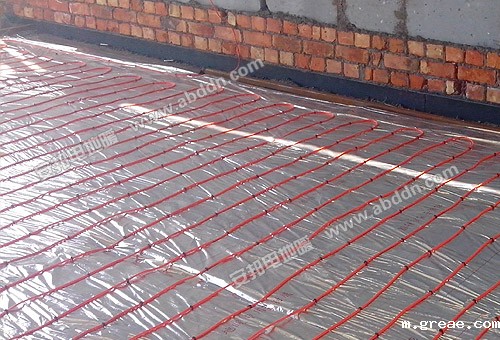 乌鲁木齐头屯河区某售楼中心电地暖安装(图2)