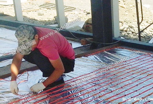 乌鲁木齐头屯河区某售楼中心电地暖安装(图3)