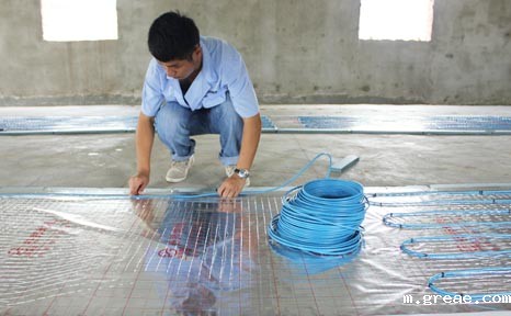 正大集团滁州分公司猪仔保温电采暖